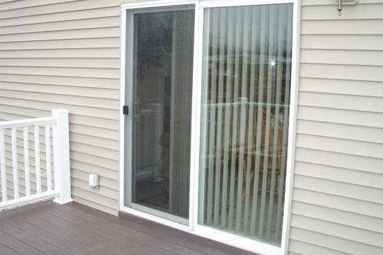 El Rio-screen-door-repair