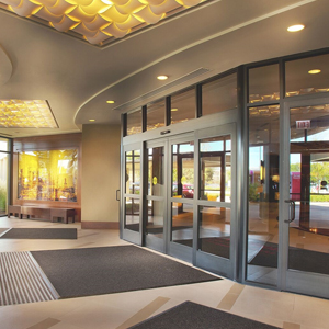 commercial door specialist El Rio