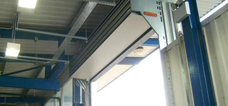overhead sectional doors El Rio